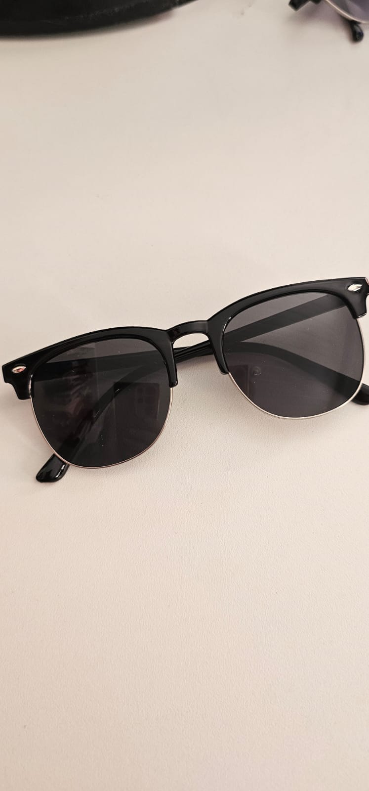 Oculos menino
